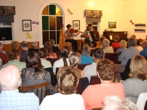 Lucy & Stewart MacNell (Barra MacNeils)